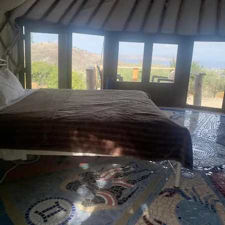 Villa Elia With Pool, Yurt And Sea Views *